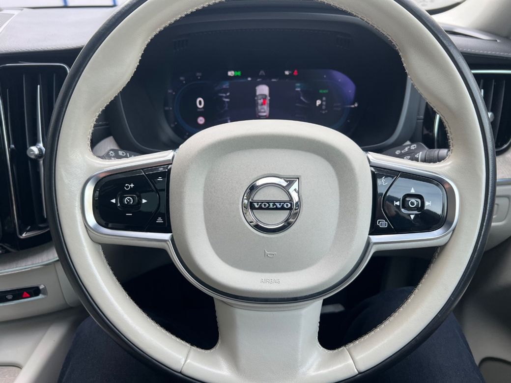 2023 Volvo XC60