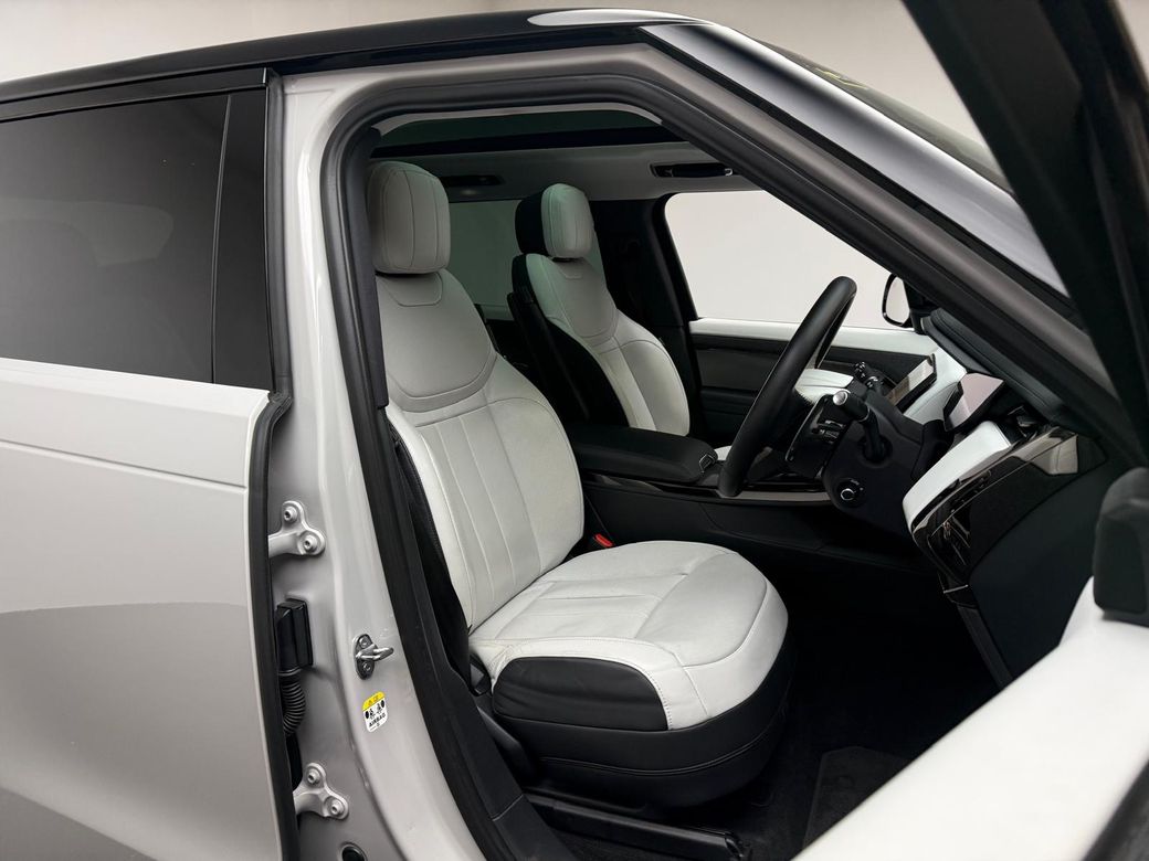 2024 Land Rover Range Rover Sport