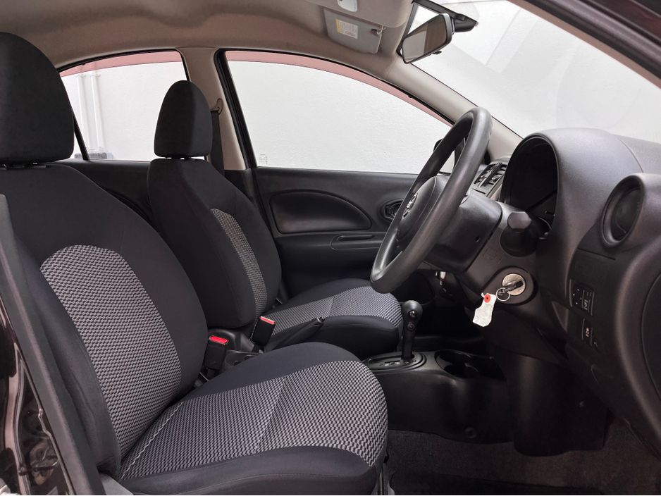 2016 Nissan March