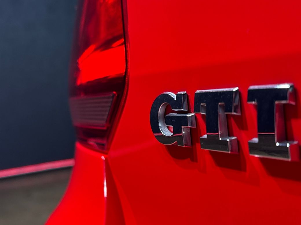 2015 Volkswagen Polo