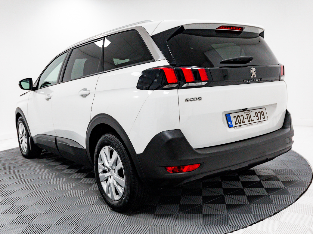 2020 Peugeot 5008