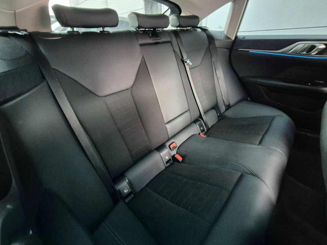 2024 BMW i4