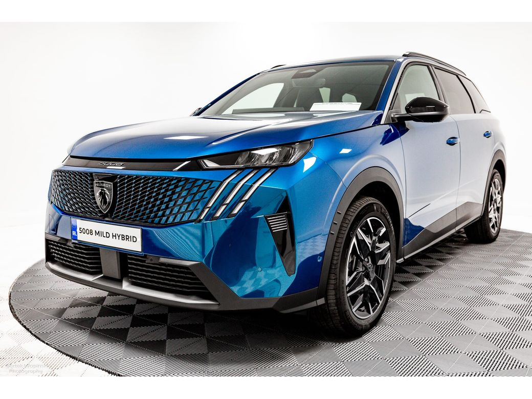 2025 Peugeot 5008
