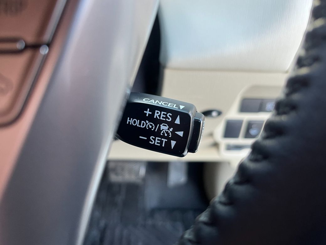 2018 Toyota Prius Alpha