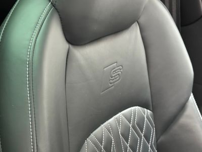 2023 Audi Q8