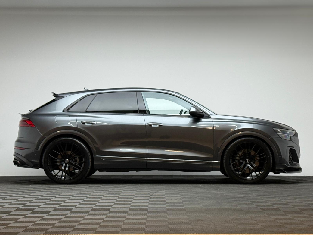 2025 Audi Q8