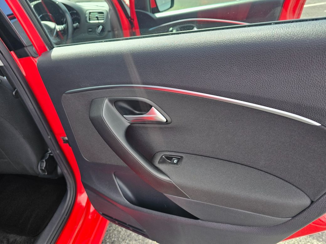 2014 Volkswagen Polo