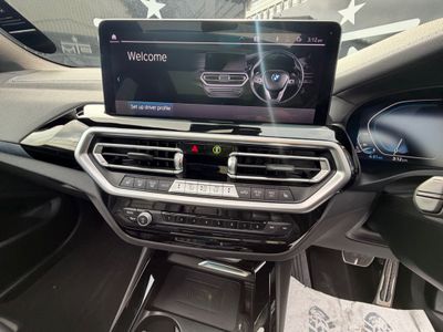 2024 BMW iX3