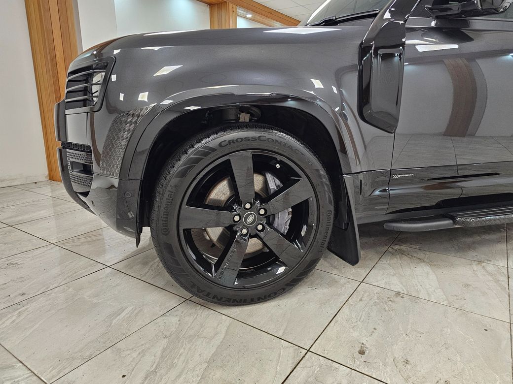 2023 Land Rover Defender