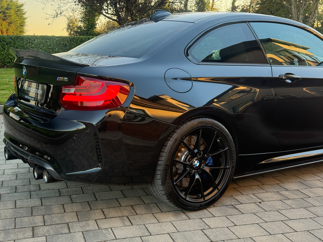 2016 BMW M2