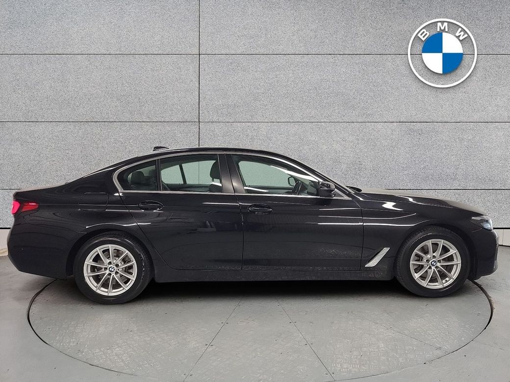 2021 BMW 5 Series