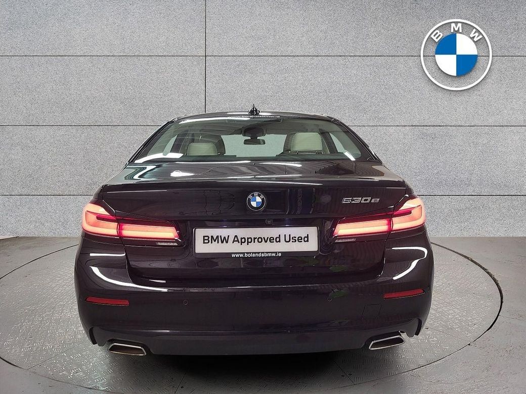 2021 BMW 5 Series