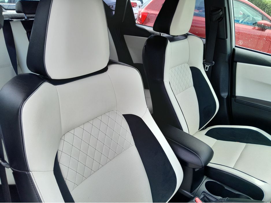 2016 Toyota Auris