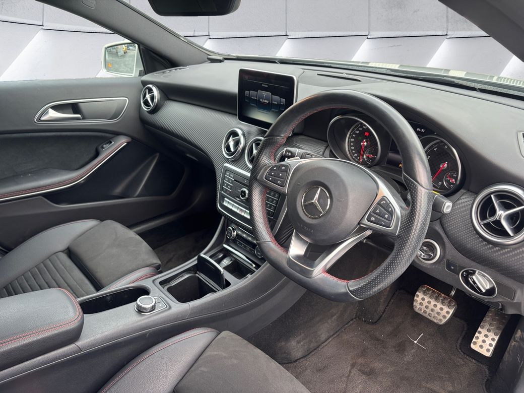2016 Mercedes-Benz A 180