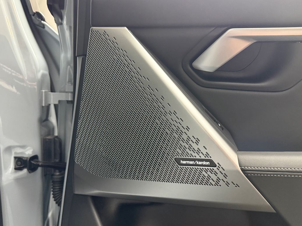 2023 BMW i5