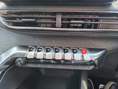 2023 Peugeot 3008