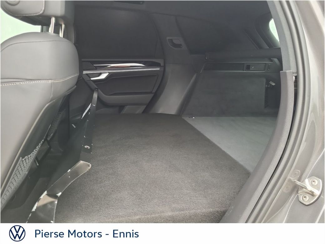 2024 Volkswagen Touareg