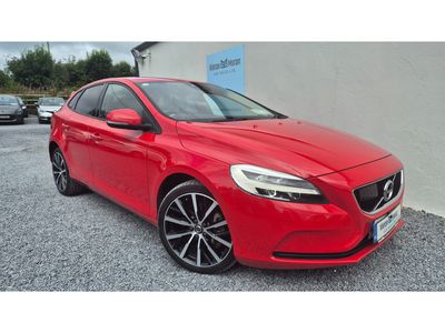 2018 Volvo V40