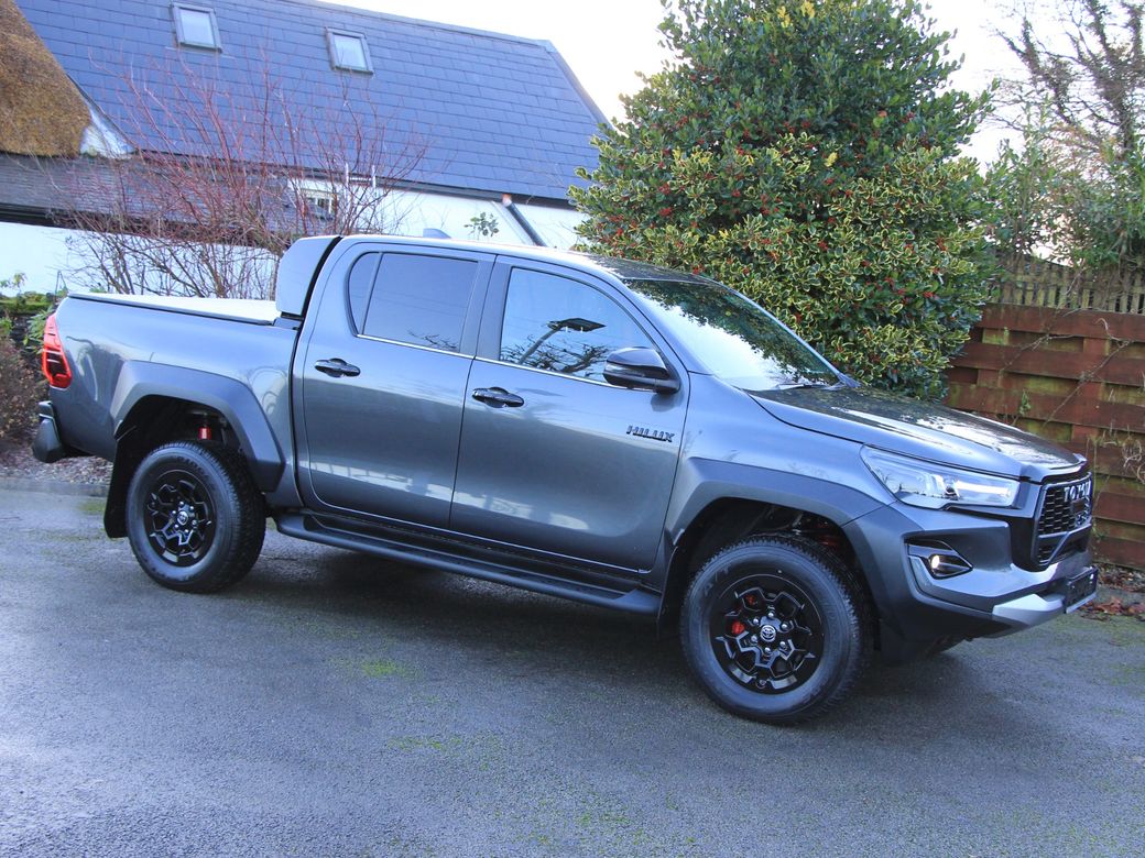 2025 Toyota Hilux