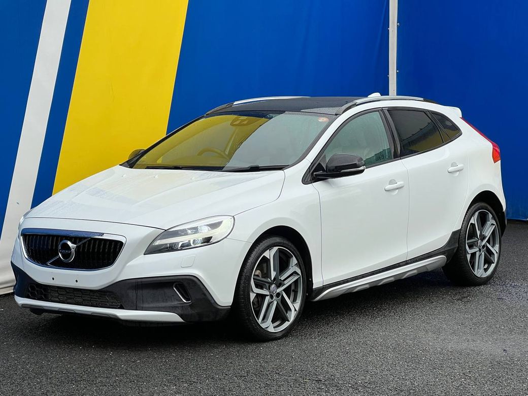2018 Volvo V40