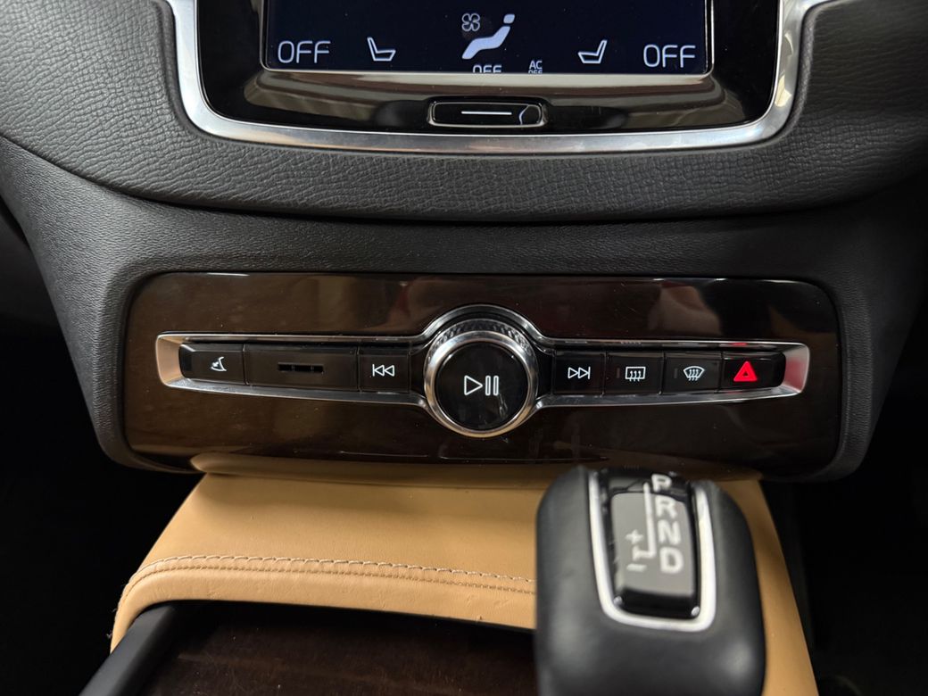 2017 Volvo XC90
