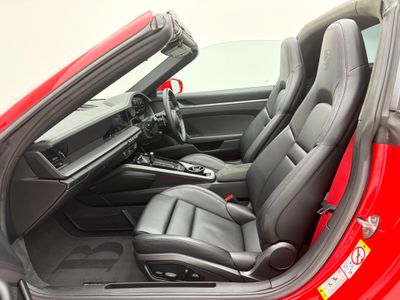 2023 Porsche 911