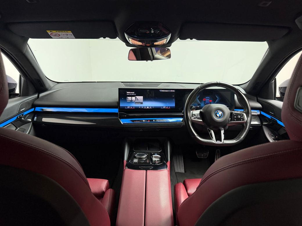 2024 BMW i5