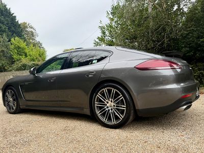 2015 Porsche Panamera
