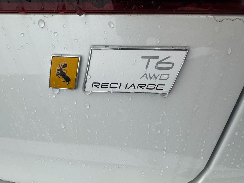 2021 Volvo V60