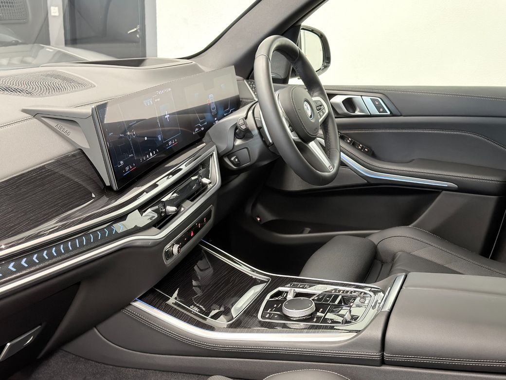 2025 BMW X5