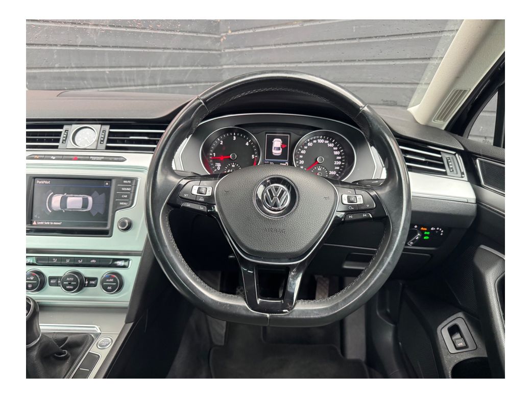 2016 Volkswagen Passat