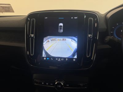 2024 Volvo C40