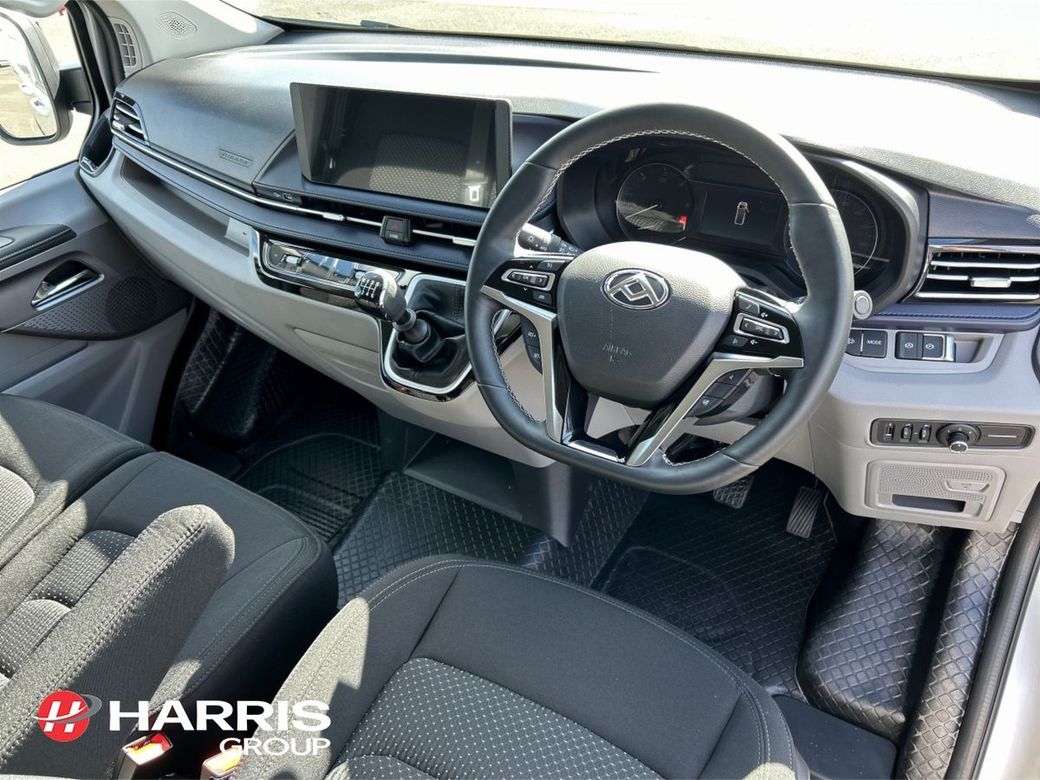 2025 Grey Maxus Deliver 7