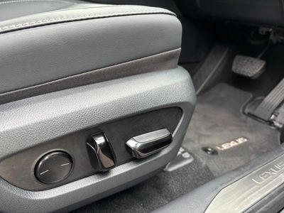 2025 Lexus RX450h+