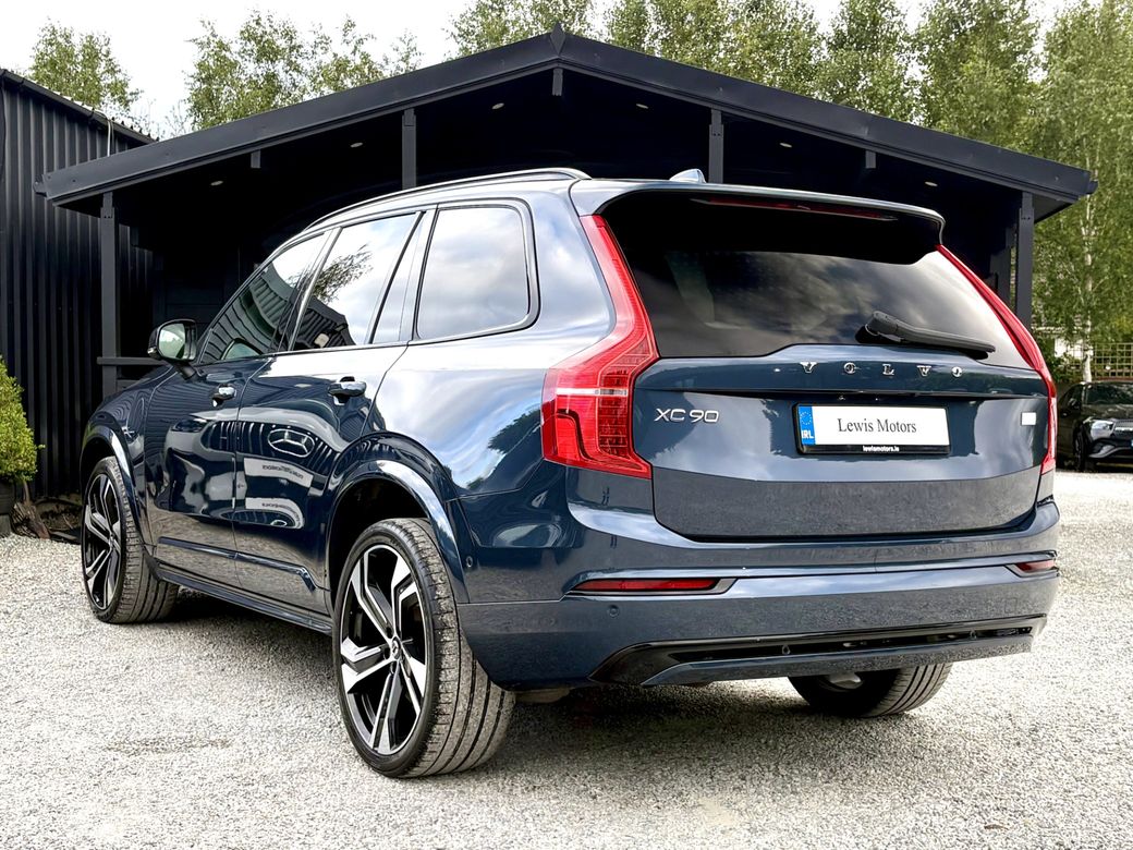 2022 Volvo XC90