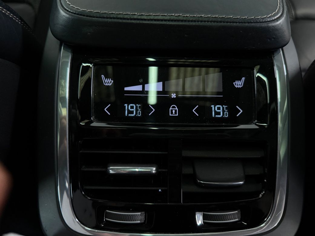2018 Volvo XC90