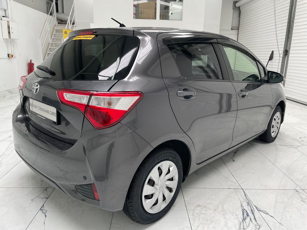 2017 Toyota Vitz
