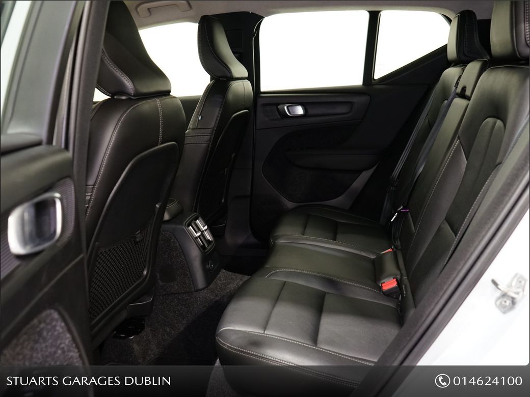 2021 Volvo XC40