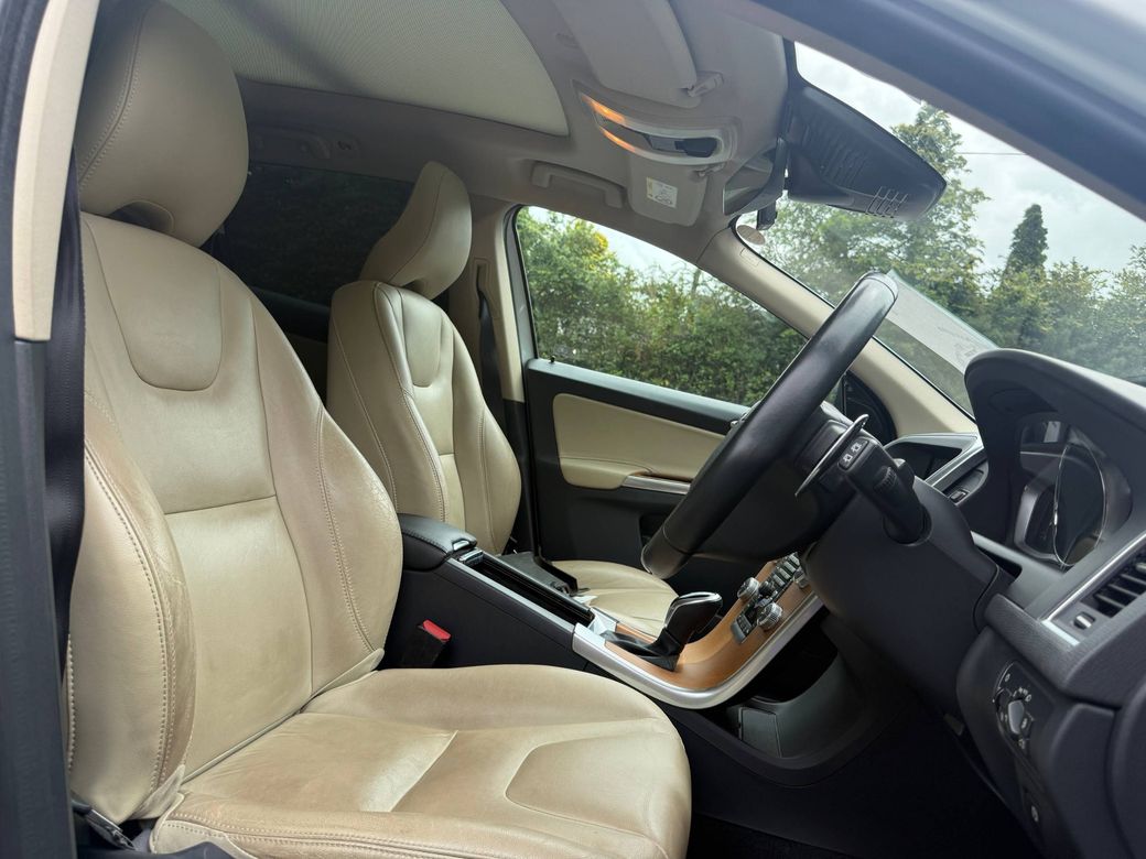 2017 Volvo XC60
