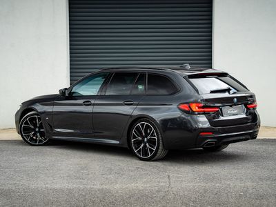 2023 BMW 520