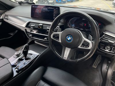 2022 BMW 5 Series