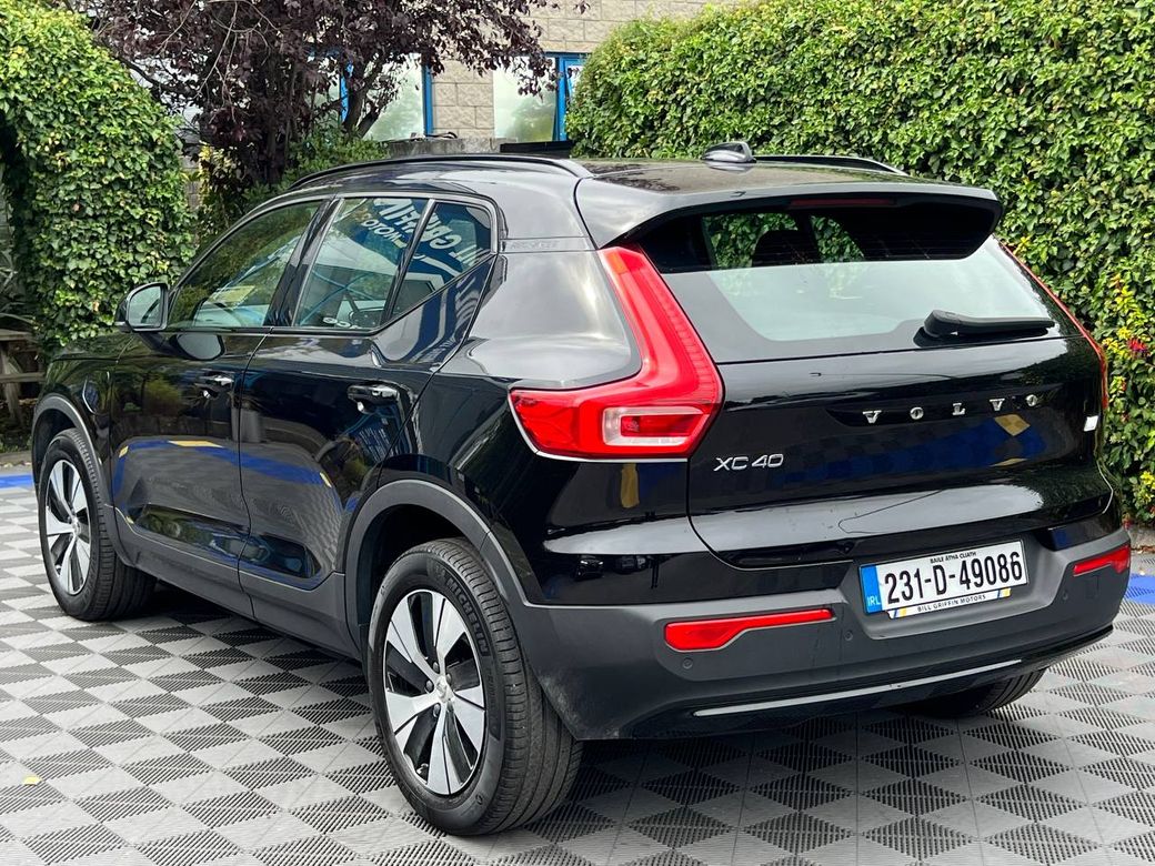 2023 Volvo XC40