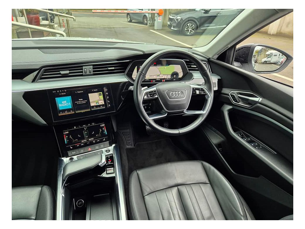 2022 Audi e-tron