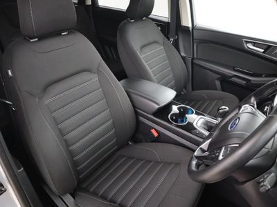 2016 Ford Galaxy