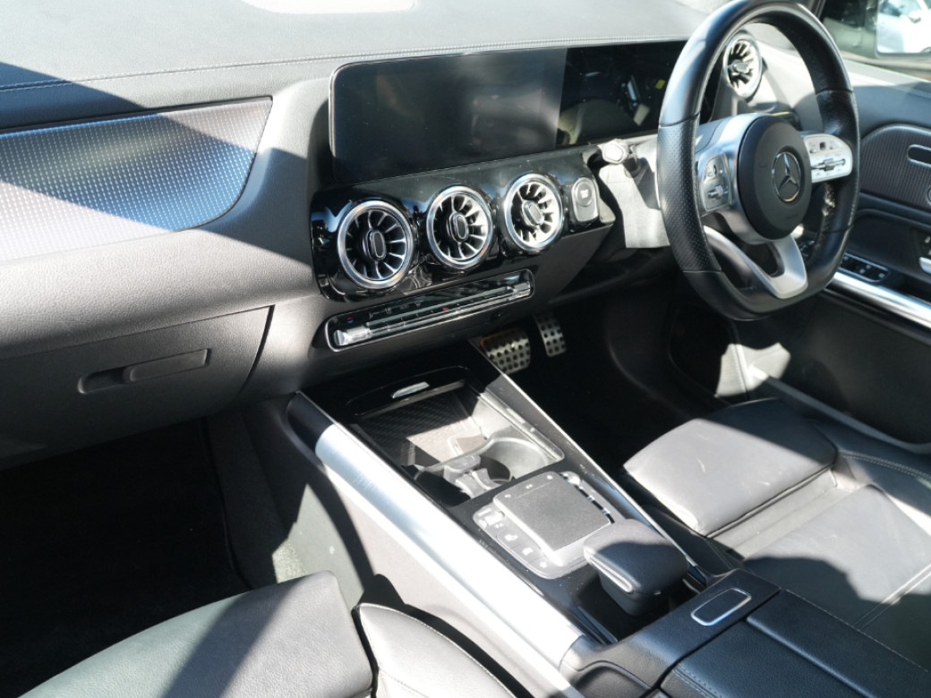 2021 Mercedes-Benz EQA