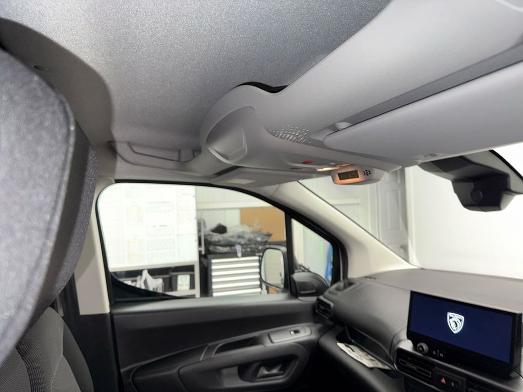 2024 Peugeot Partner