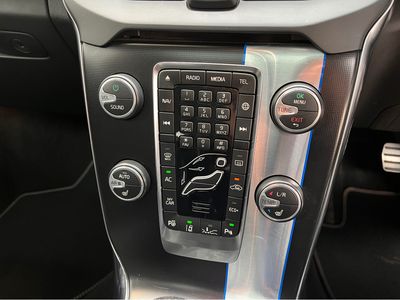 2016 Volvo V40