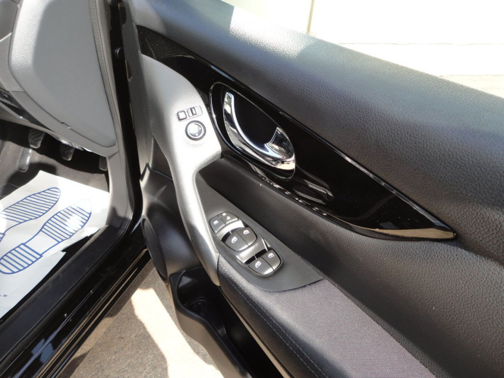2020 Nissan Qashqai