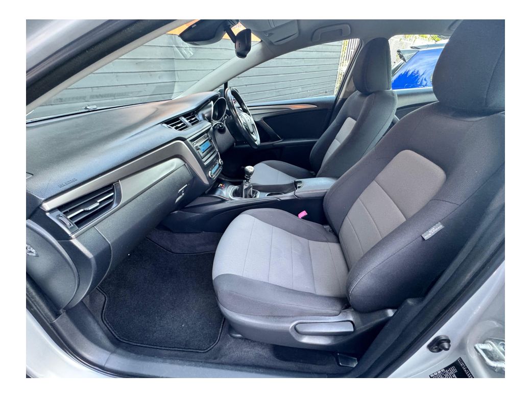 2016 Toyota Avensis
