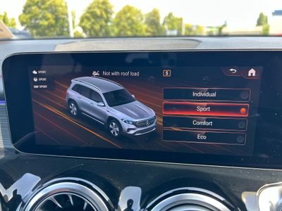 2023 Mercedes-Benz EQB